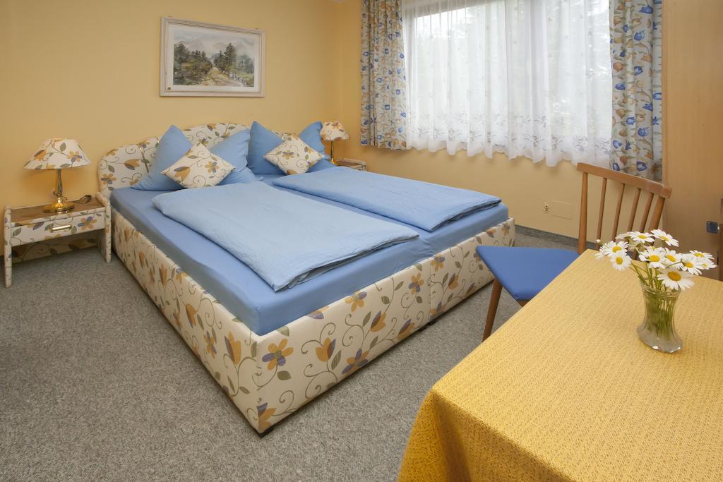 Haus Fischer Velden am Wörthersee Habitación foto